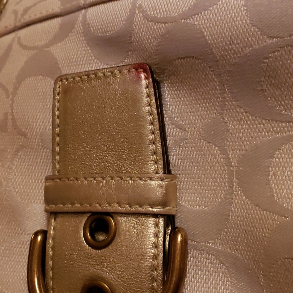 The Signature Coach Purse - Picture 8 of 8